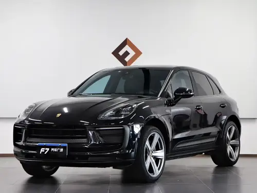 Porsche Macan, 2022