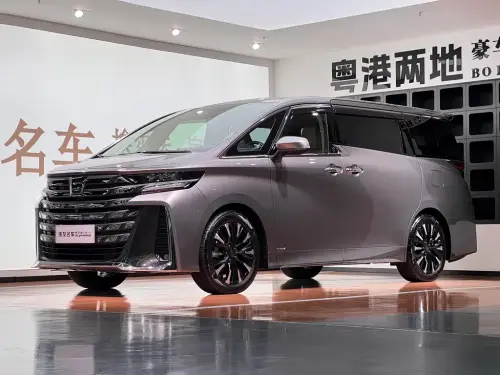 Toyota Alphard, 2024