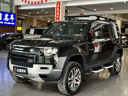 Land Rover Defender, 2022