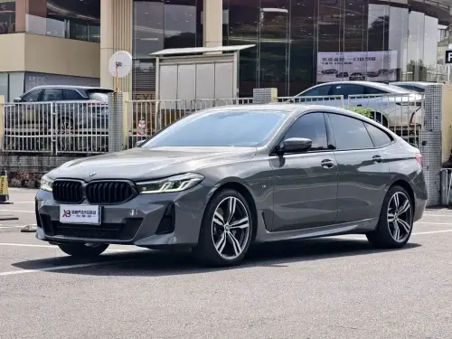 BMW 6-Series GT, 2022