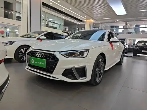Audi A4, 2023
