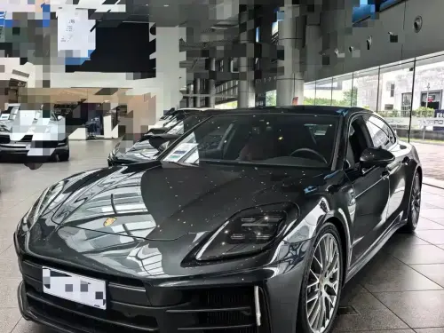 Porsche Panamera, 2025