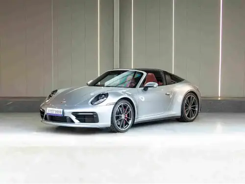 Porsche 911, 2023