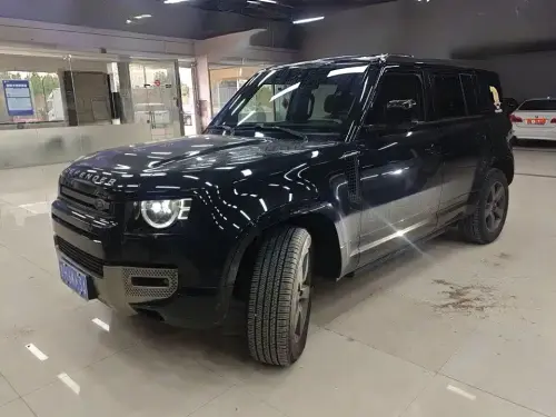 Land Rover Defender, 2025