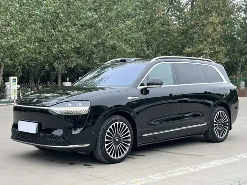 AITO M9, 2025