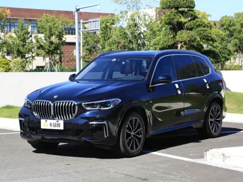 BMW X5, 2023