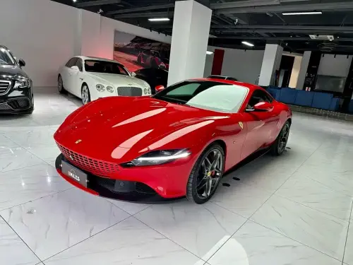 Ferrari Roma, 2021