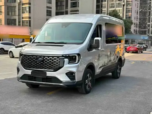 Ford Transit T8, 2024