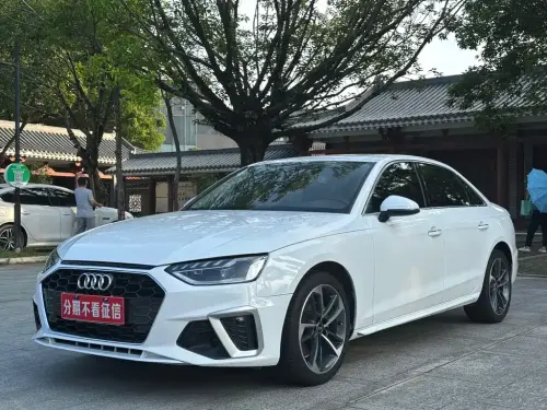 Audi A4, 2022