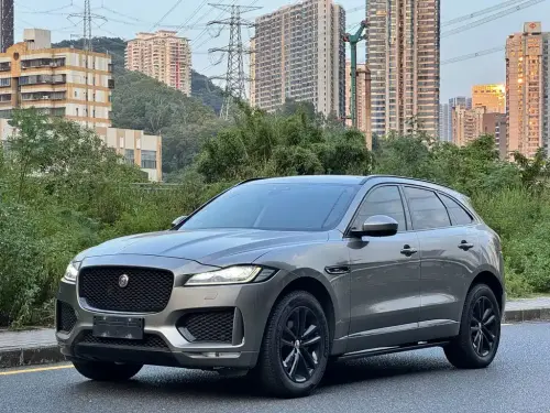 Jaguar F-PACE, 2020