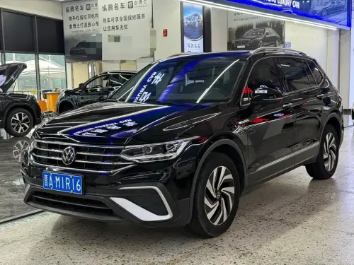 Volkswagen Tiguan, 2023