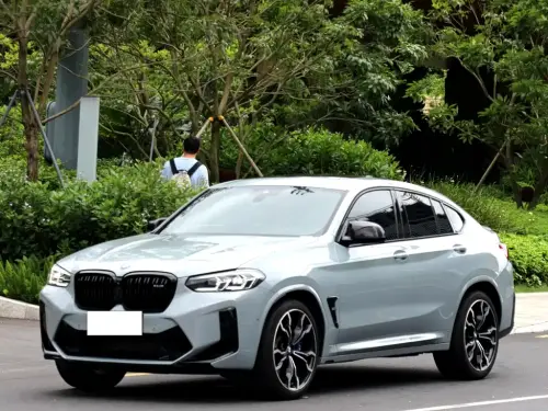 BMW X4M, 2025