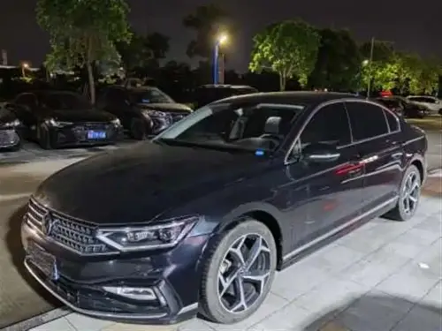Volkswagen Magotan, 2023