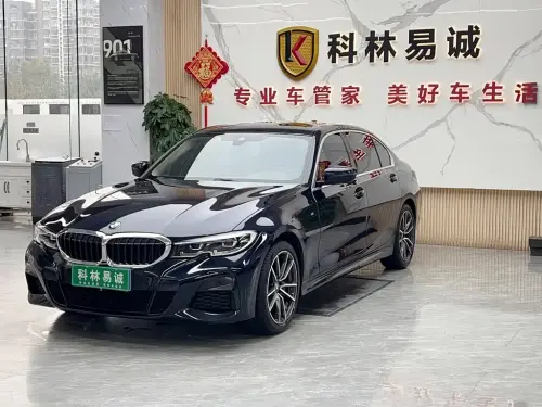 BMW 3-Series, 2021
