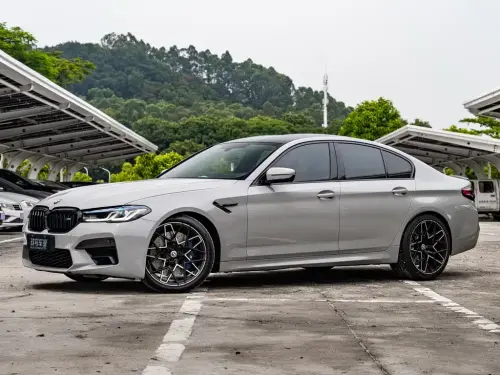 BMW 5-Series M, 2021