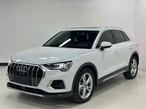 Audi Q3, 2022