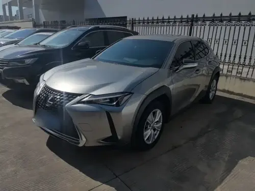 Lexus UX, 2021