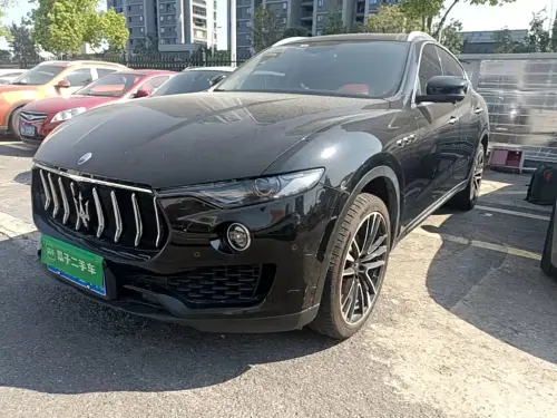 Maserati Levante, 2021