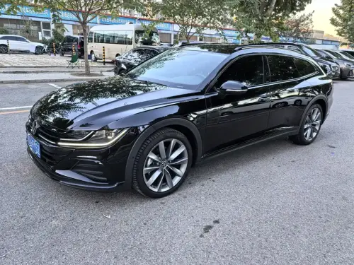 Volkswagen CC, 2025