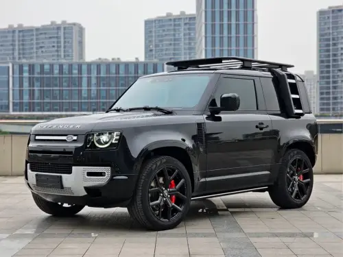 Land Rover Defender, 2023