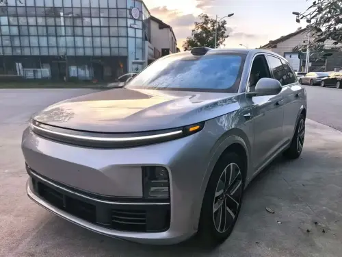 Li Auto L7, 2025