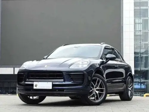 Porsche Macan, 2022