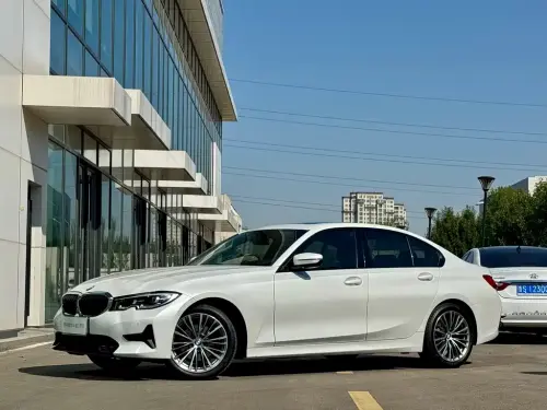 BMW 3-Series, 2020