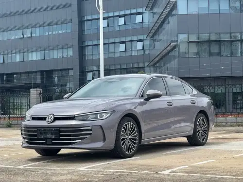 Volkswagen Passat, 2024