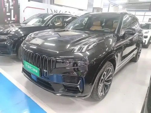 Lynk & Co 09, 2025