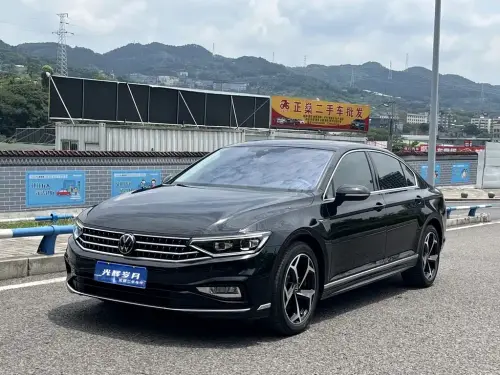 Volkswagen Magotan, 2023