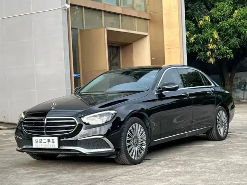 Mercedes-Benz E-Class, 2022