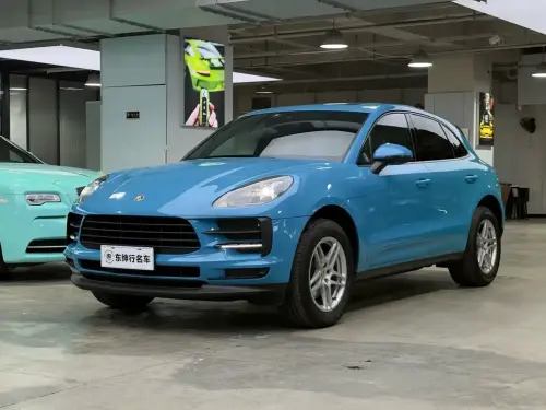 Porsche Macan, 2021