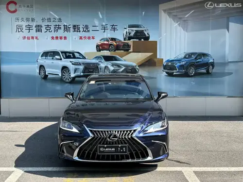 Lexus ES, 2023