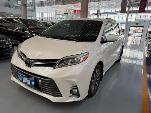 Toyota SIENNA, 2020