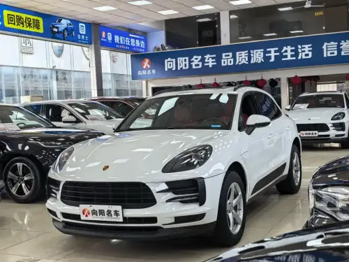 Porsche Macan, 2021