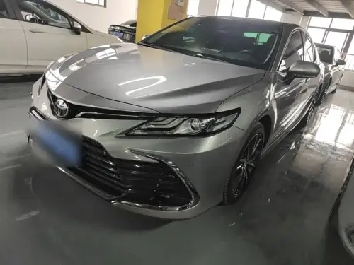 Toyota Camry, 2023