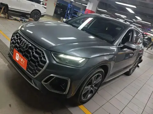 Audi Q5, 2022
