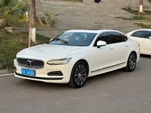 Volvo S90, 2023