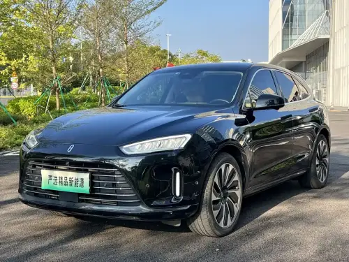 AITO M5, 2022