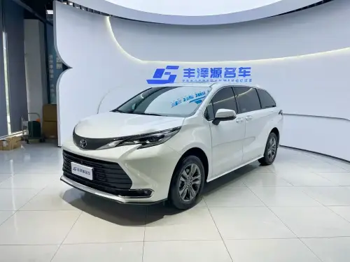 Toyota Sienna, 2026