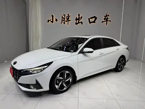 Hyundai Elantra, 2023