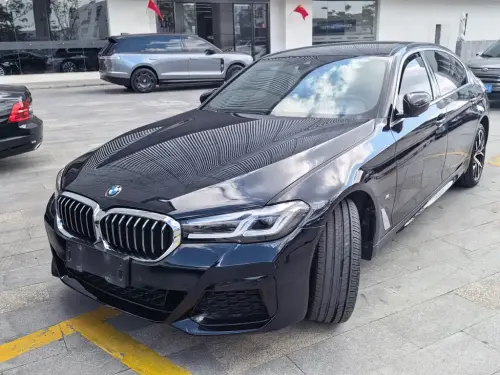BMW 5-Series, 2023