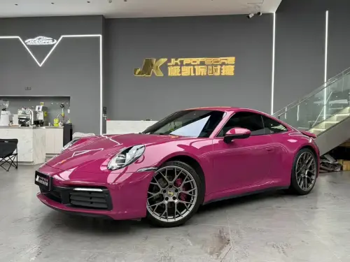 Porsche 911, 2023