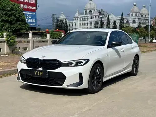 BMW 3-Series, 2023