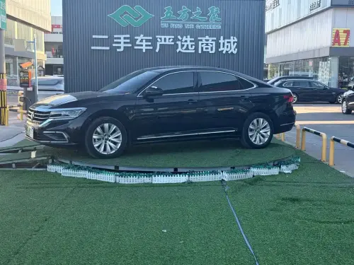 Volkswagen Passat, 2021