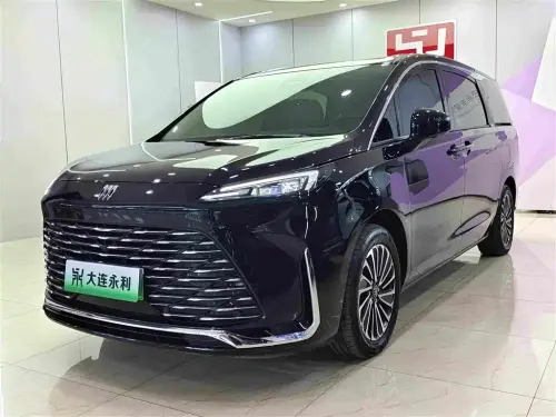 Buick GL8, 2025