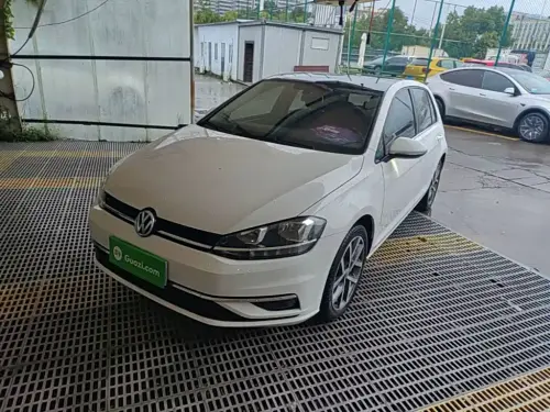 Volkswagen Golf, 2020