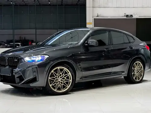BMW X4M, 2022