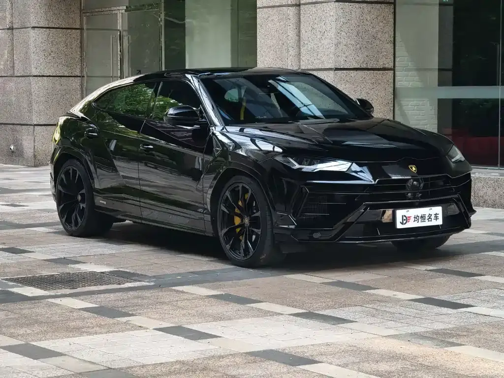 Lamborghini Urus, 2024