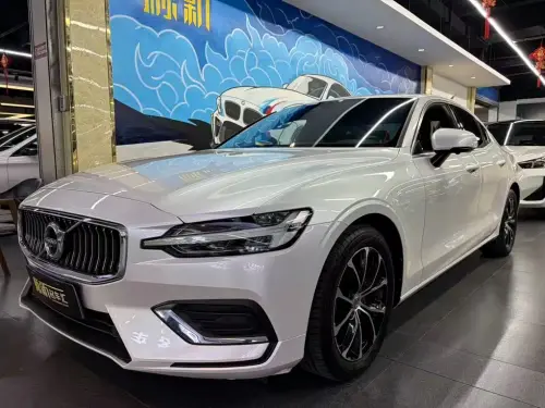 Volvo S60, 2021